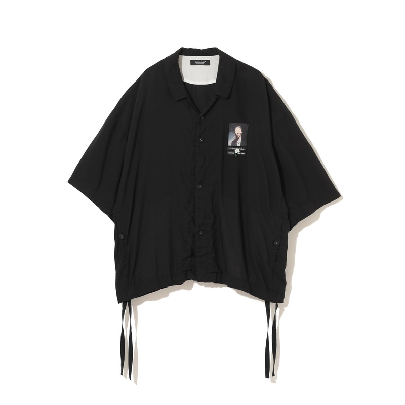 Short Sleeve Face Graphic Shirt