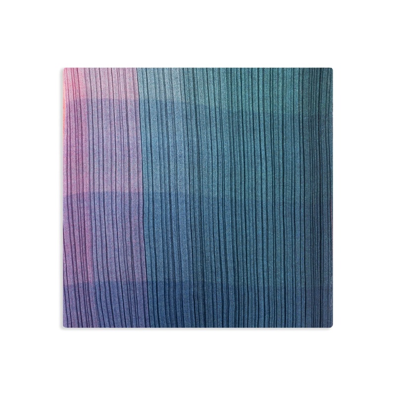 Photon Madame-T Stole