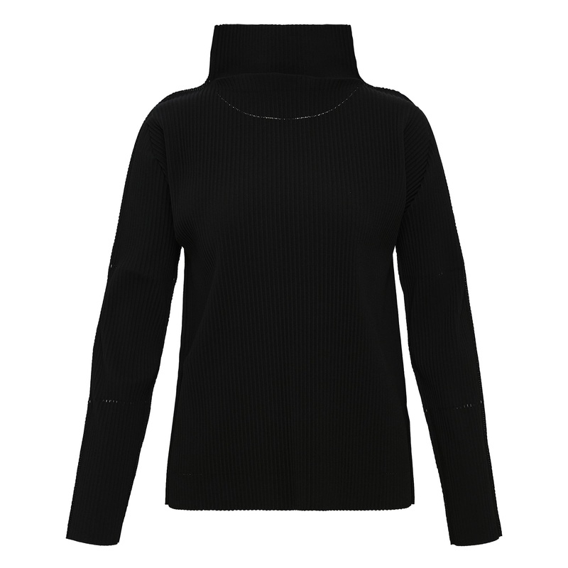 Fine Knit Pleats Black Top