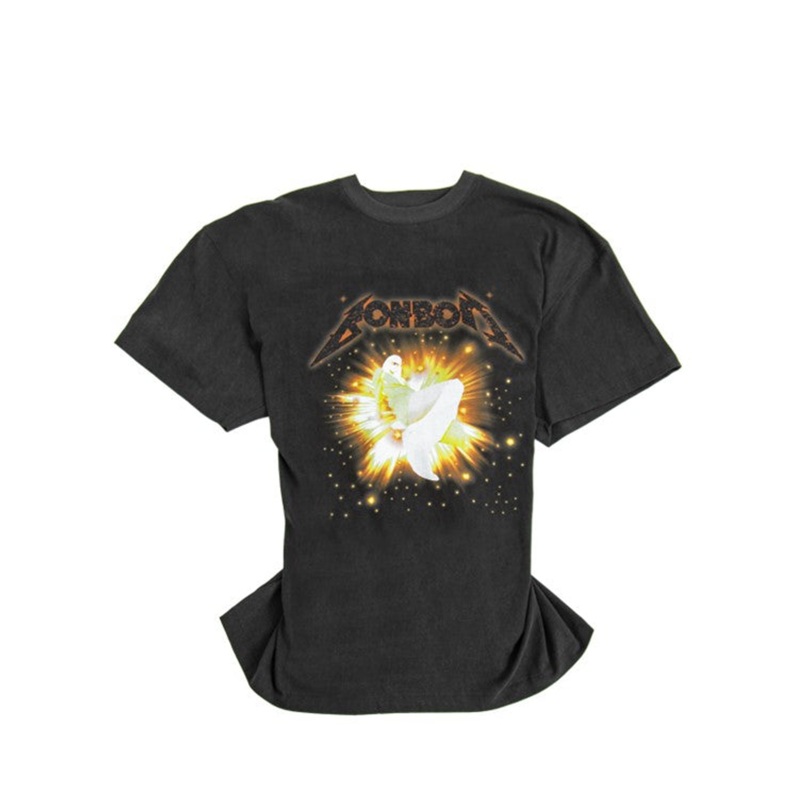 Back Grab Graphic Tshirt