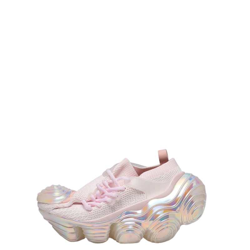 Oyster Twist Rainbow Sneakers