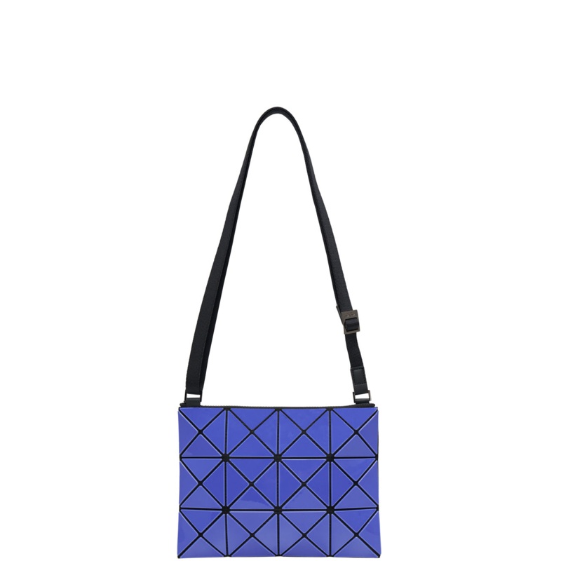 Lucent With Color Cross Body 3X4