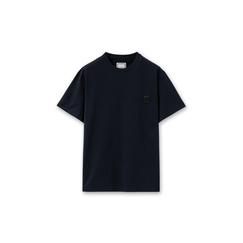 T-Shirt With Fabric Tag On Back