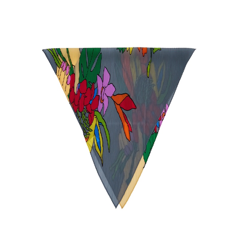 Bouquet Pleats Stole