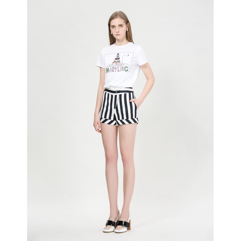 Chic Strip Pattern Slim Fit Shorts