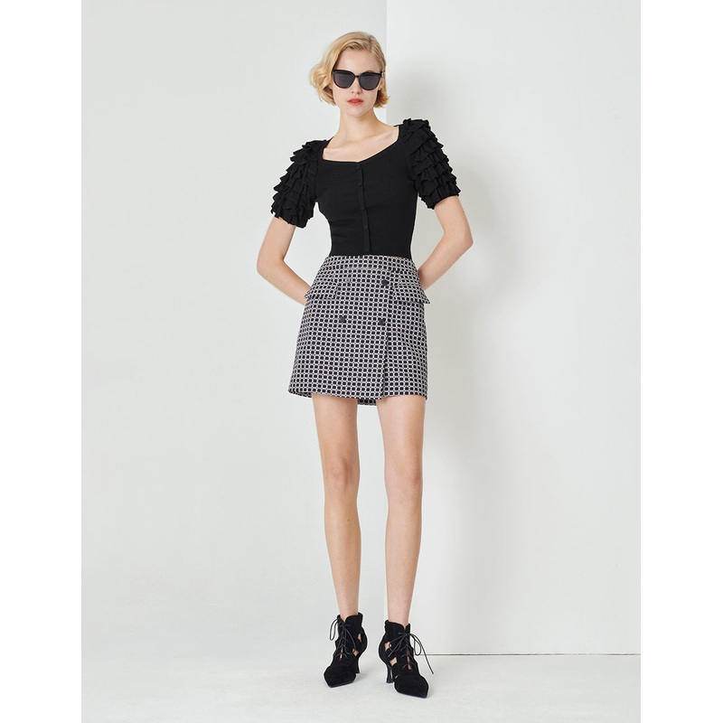 Black Ruffle Sleeve Short Top