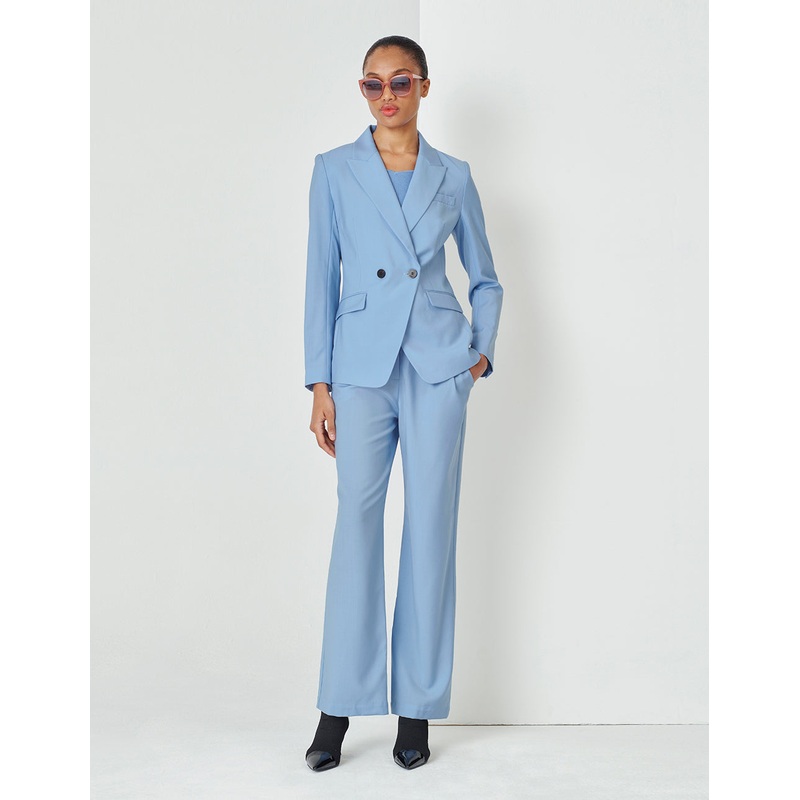 Light Blue Pointed Collar Double-Breasted Suit