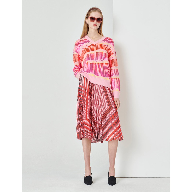 Strawberry Cream V-Neck Knitted Pullover