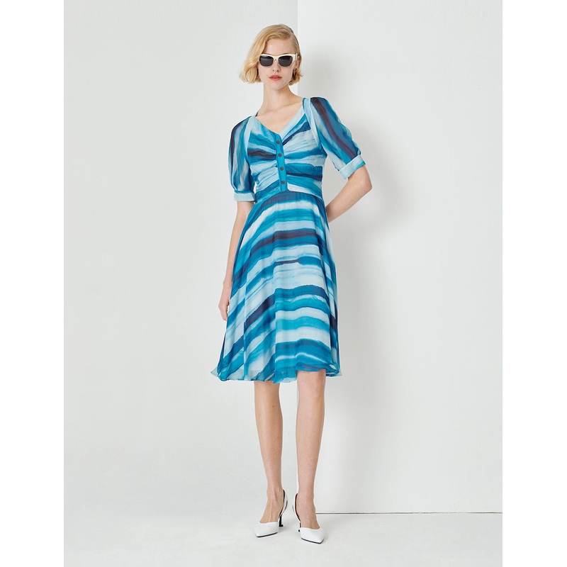 Gradient Blue Wave Square Neck Pleated Print Dress