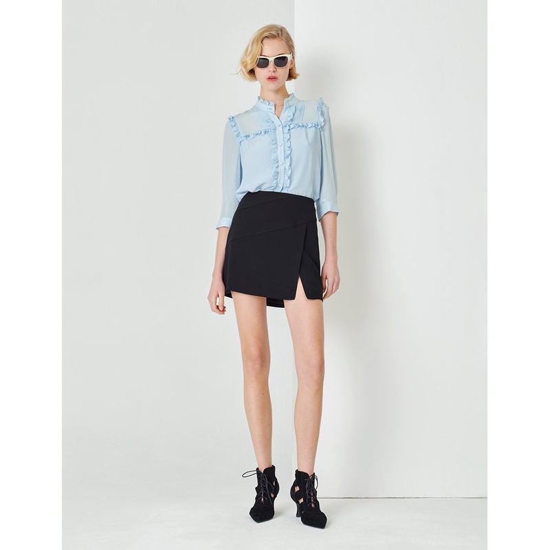 Ice Blue Small Stand Collar Three Quarter Sleeve Shirt With Wooden Ears