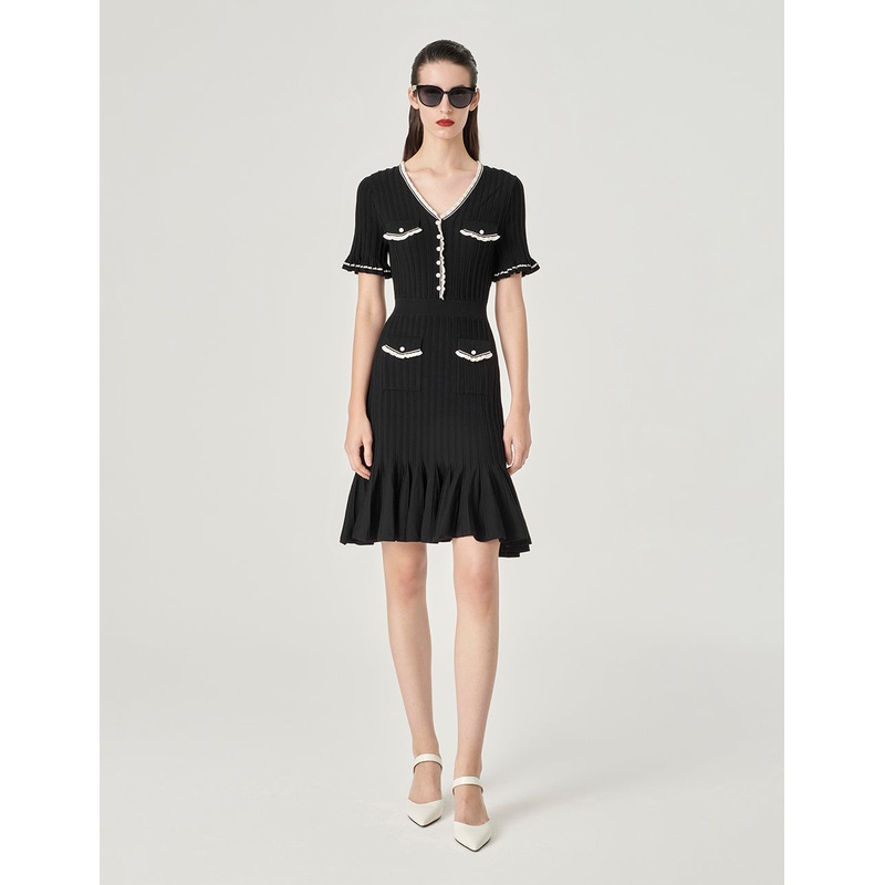 Contrast Colour V-Neck Short-Sleeve Knitted Dress
