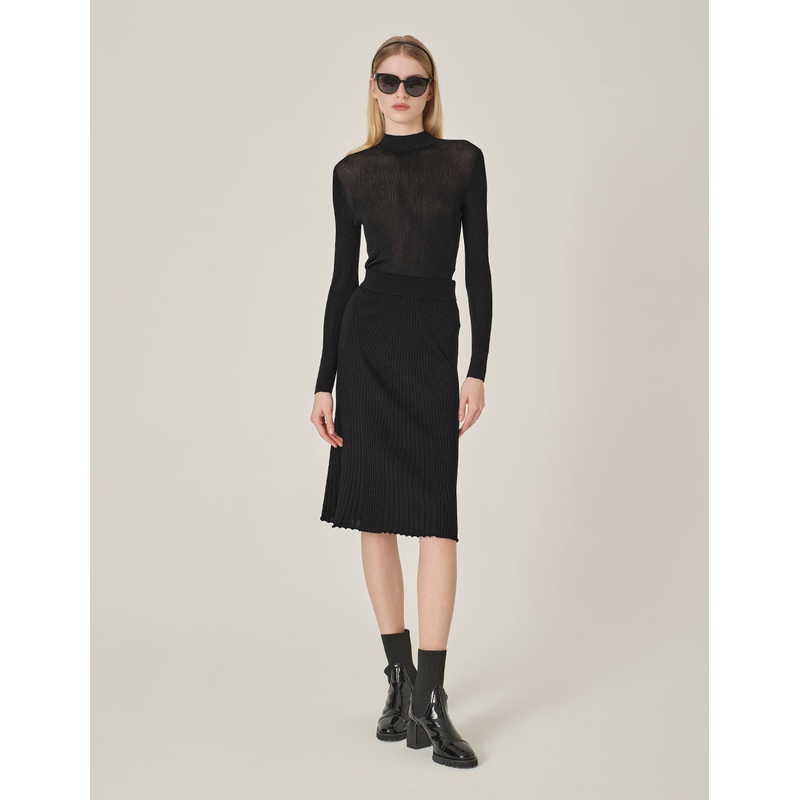 Black Round-Neck Long-Sleeve Thin Knitted Pullover