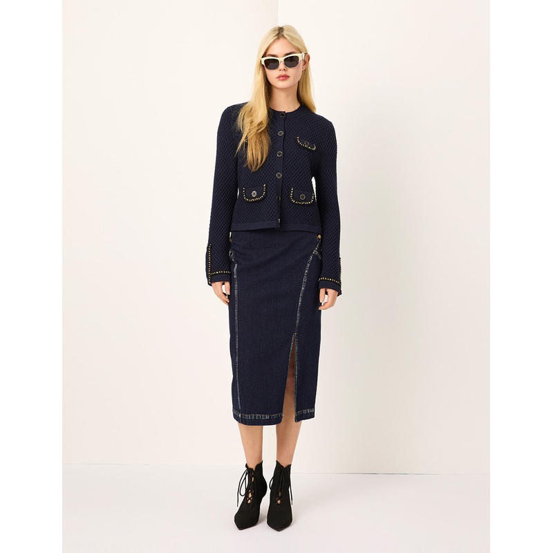 Round-Neck Chain Mutil-Pocket Cropped Knit Cardigan