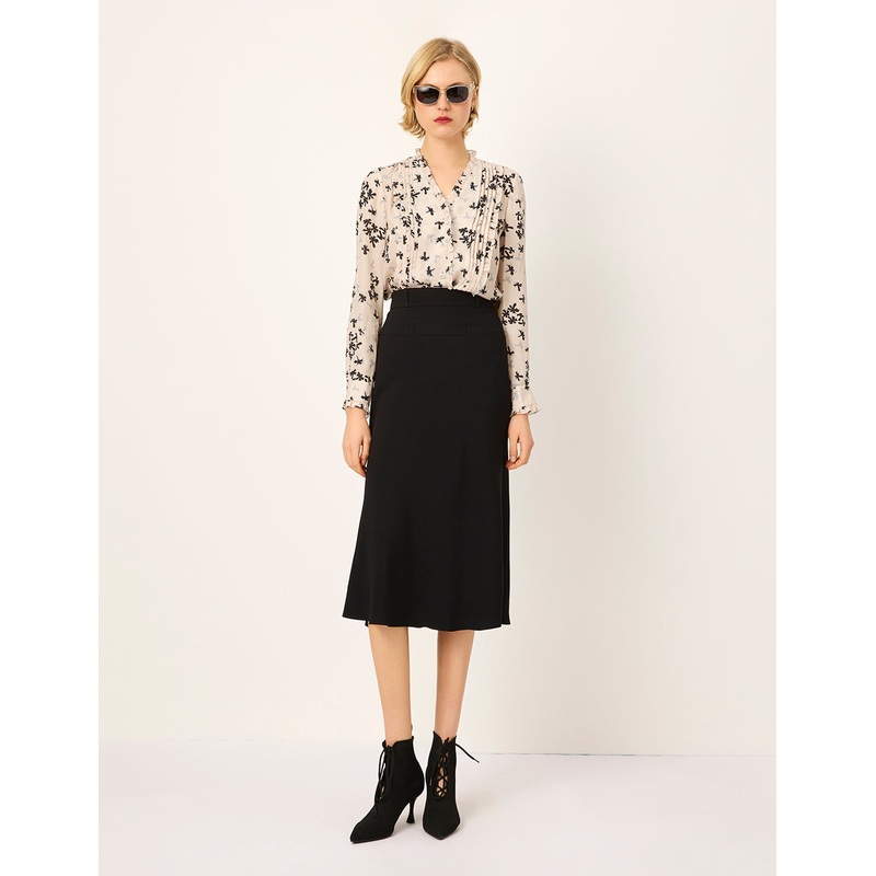 V-Neck Long-Sleeve Leaf-Print Silk Blouse