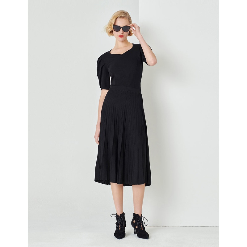Black Classic Pleated Knitted Skirt