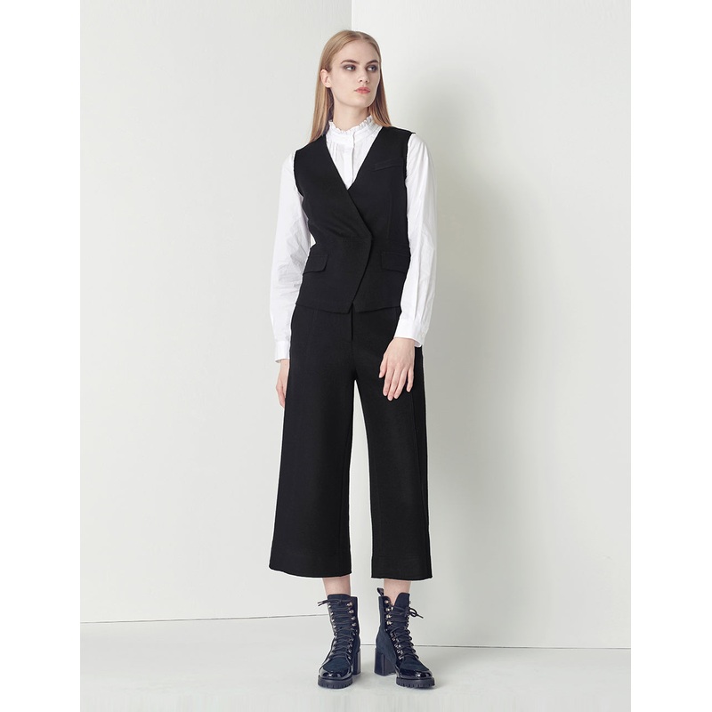 Black V-neck double-breasted vest sheep wool vest