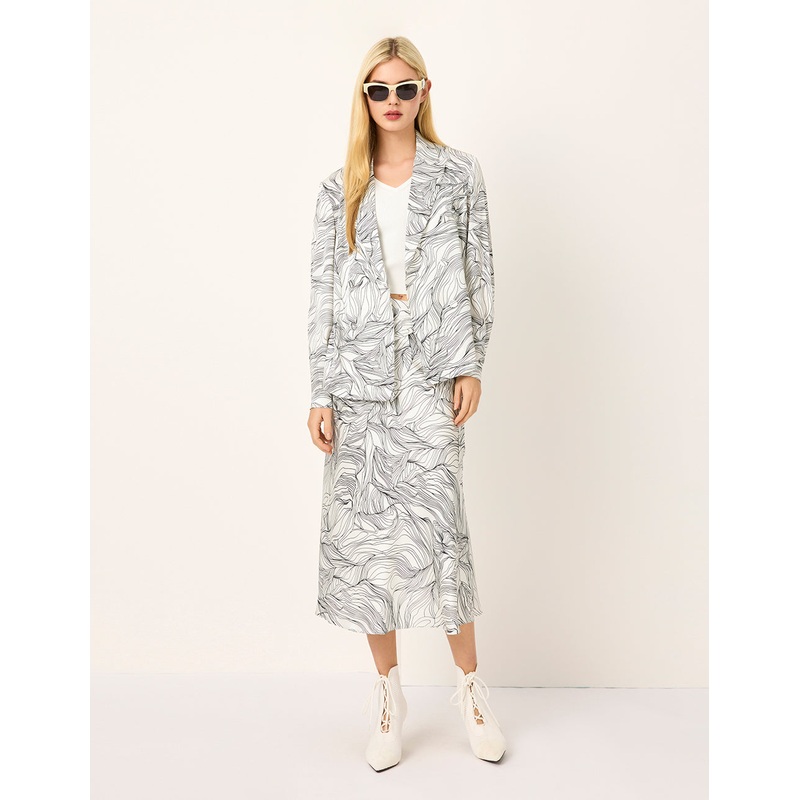 Black & White Floral-Print Silk Mermaid Knee-Length Skirt