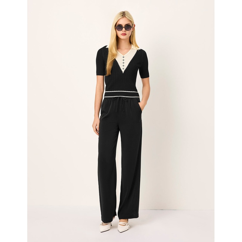 Lapel Short-Sleeved Black & White Contrast Knitted Pullover