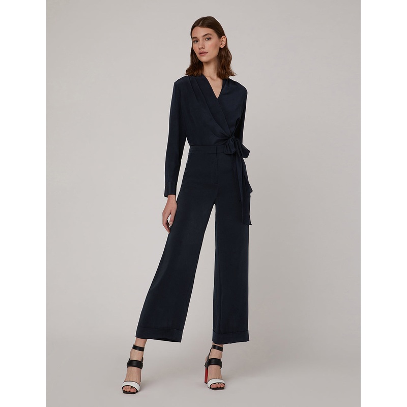 Pleated V-neck long sleeved tops
