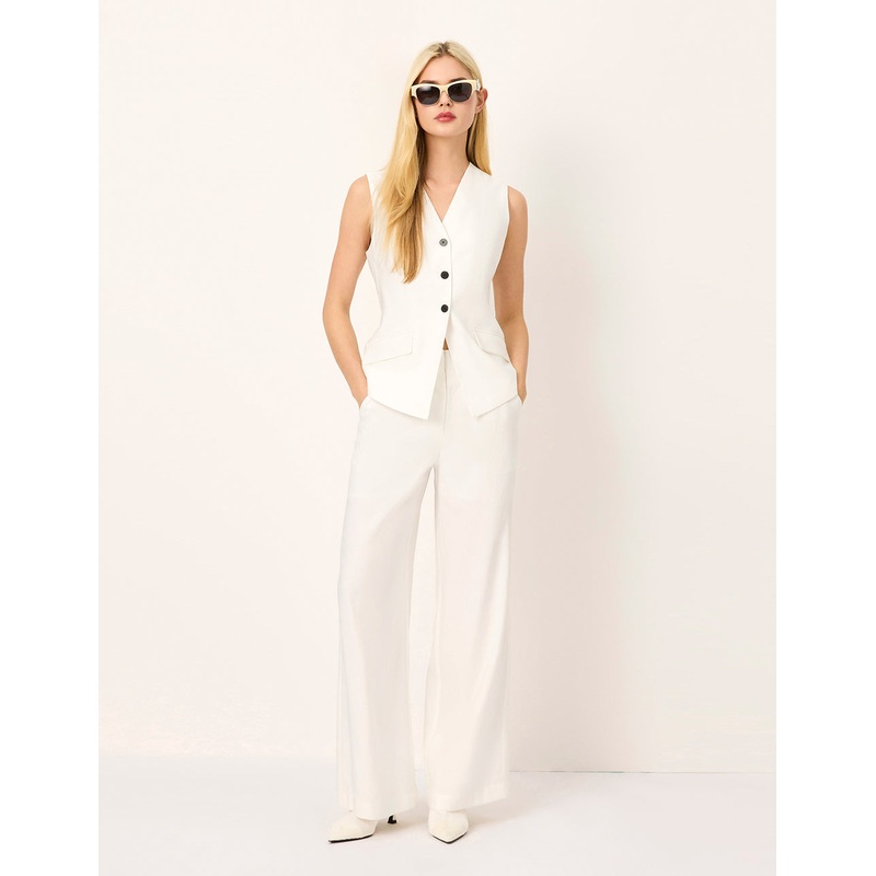 V-Neck Sleeveless Linen Vest