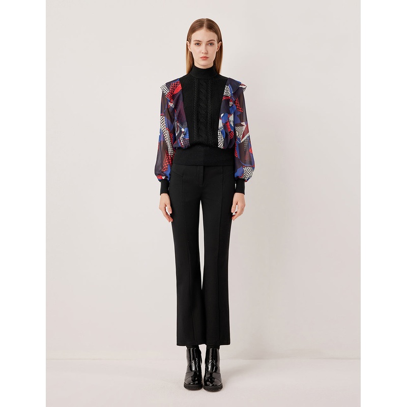 Half-High Collar Long-Sleeved Blue & Red Printed Patchwork Knit Pullover
