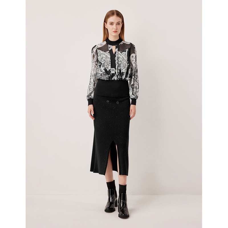 Semi-High Neck Long Sleeve Paisley Pattern Top